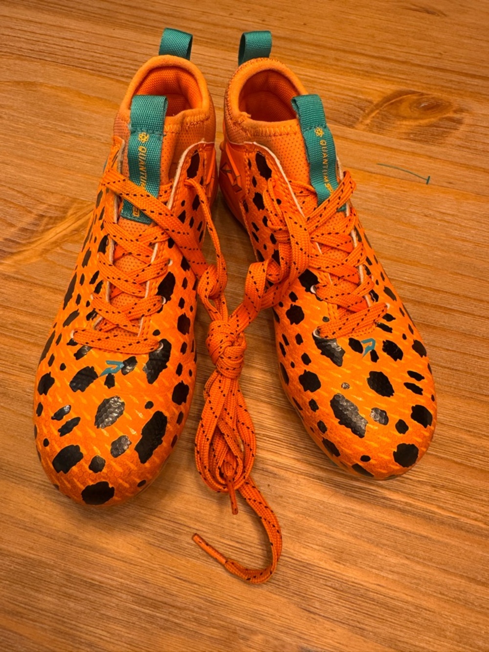 Phenom Elite Flintstones Bedrock Blitz Football Cleats Orange Youth Size 2 - Picture 4 of 6